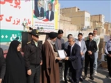 برگزاری پویش مومنانه و توزیع ۵۰۰۰ جفت کفش در شهرستان بهارستان