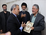 خانواده شهیدان نماد ایثار و فداکاری هستند