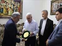 دیدار سرپرست فرمانداری با دو تن از آزادگان شهرستان بهارستان