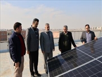 بازدید معاون فرماندار بهارستان از دو مدرسه مجهز شده به پنل خورشیدی