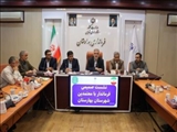 بزرگان شهرستان در رفع مشکلات و حفظ وحدت نقش‌آفرین باشند