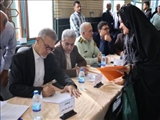 میز خدمت هفته دولت؛ پاسخگویی مستقیم مسئولان به مطالبات مردم بهارستان
