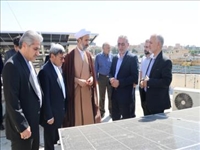 تولید ۴۵ کیلووات برق با پنل‌های خورشیدی فرمانداری بهارستان