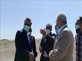 گزارش تصویری بازدید فرماندار بهارستان از خط انتقال فاضلاب و محل احداث تصفیه خانه شهرستان 