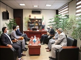 نشست دهیار و اعضای شورای اسلامی روستای خیرآباد پایین یا فرماندار بهارستان