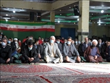 حضور فرماندار بهارستان در نماز جمعه گلستان