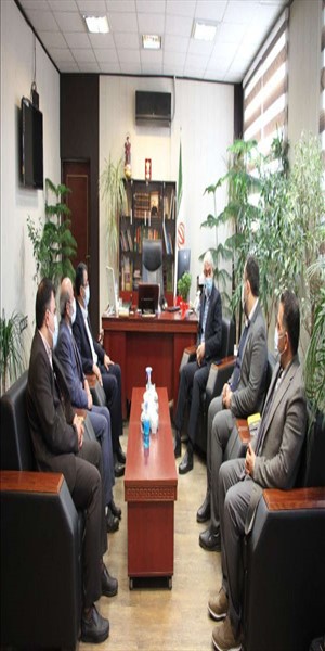 برگزاری نشست فرماندار بهارستان