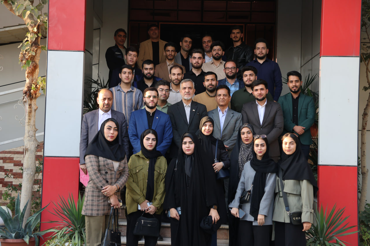 نشست با جوانان شهرستان